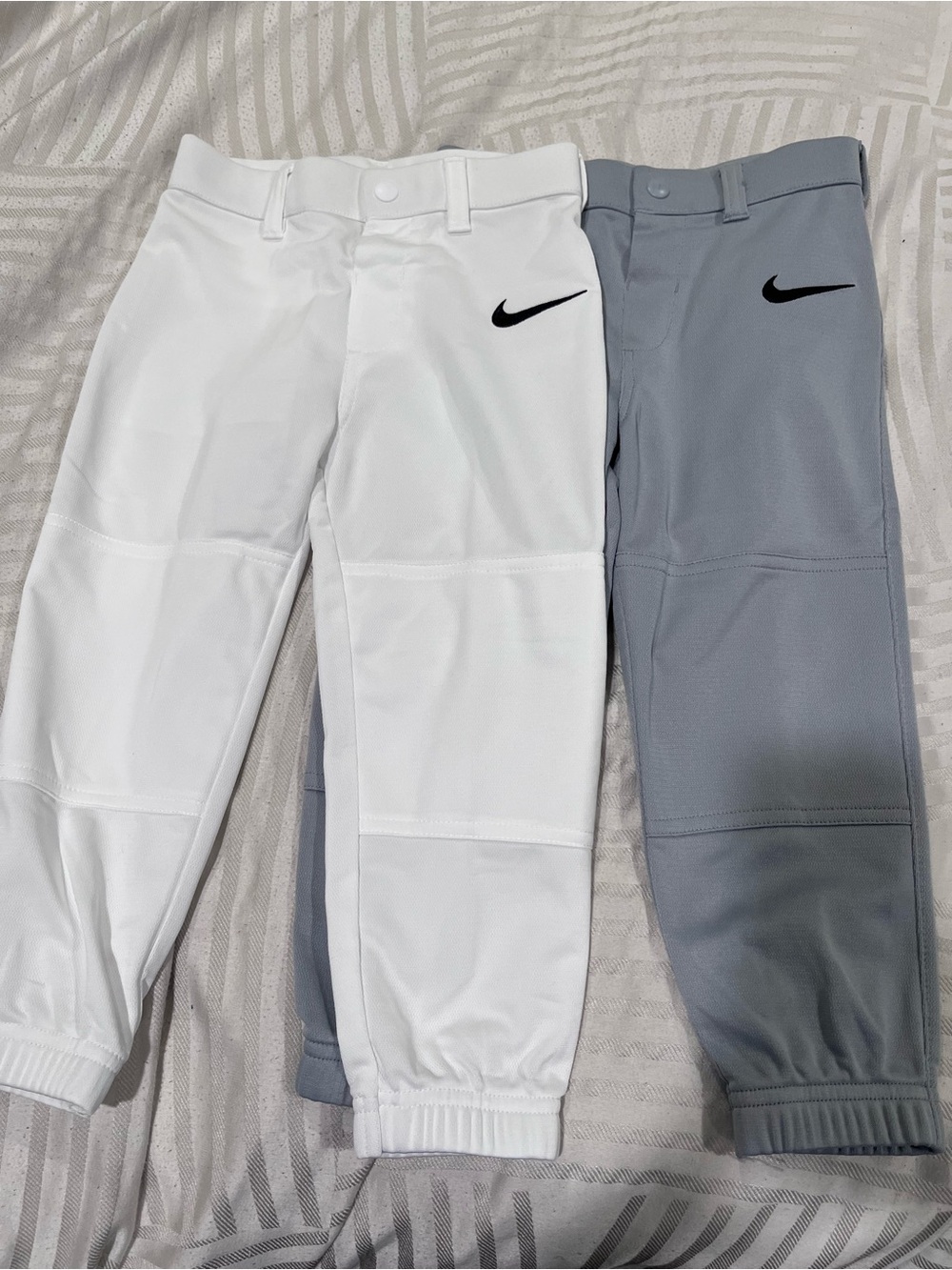 Nike Kids' Baseball Pants Knickers in White and Gray with Black Swoosh